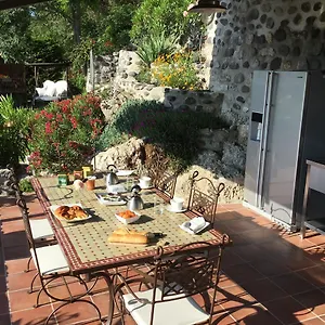 le-pressoir-de-pepe-emilien.hotels-rhonealpes.com/