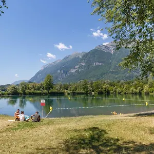 la-ferme-dagathe.hotels-rhonealpes.com/
